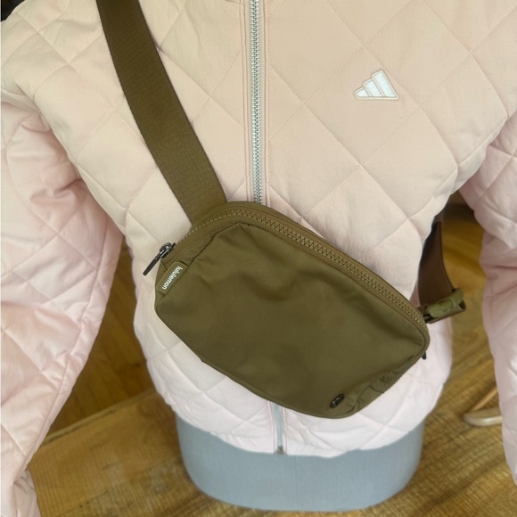 lululemon athletica Burnt Caramel Belt Bag - Picture 12 of 12